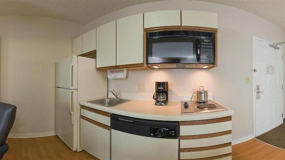 Candlewood Suites - East Syracuse - Carrier Circle By Ihg Bagian luar foto